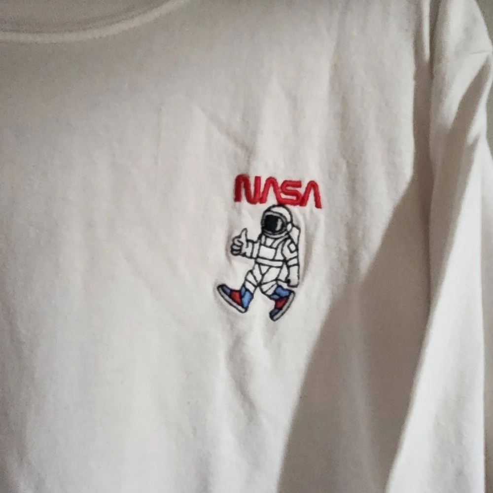 Riot Society NASA Long Sleeve Thumbs-up Astronaut Shirt Embroidered Size L